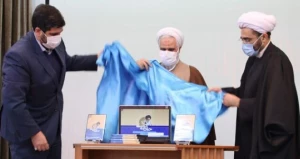 ۱۲۰ جلد آثار رهبری در نرم‌افزار «حدیث ولایت» گردآوری شد