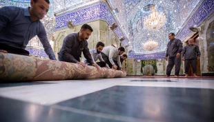 حرم عباسی در آستانه ماه رمضان با فرش‌های جدید مفروش شد 2