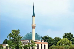 پخش صدای اذان از مساجد آلمان در ماه رمضان