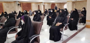 زیارة مجموعة من شباب ترکیا مع ممثل الولی الفقیه فی شوون الحج و الزیاره 2