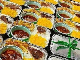 ۸۰۰ هزار پرس غذا و بسته متبرک رضوی در دهه کرامت توزیع میشود