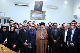 دیدارهای فعالان حوزه‌ی علم و فناوری با حضرت آیت‌الله خامنه‌ای 10