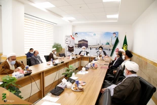 در ششمین روز هفته حج؛ بعثه مقام معظم رهبری دومین تفاهم‌نامه همکاری را امضاء کرد
 5