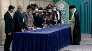 رهبر انقلاب: روز انتخابات، روز ملت ایران و تعیین سرنوشت است