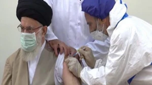 رهبر معظم انقلاب اسلامی دُز اول واکسن کوو ایران برکت را دریافت کردند؛

منتظر واکسن ایرانی ماندم برای پاسداشت افتخار ملی و تشکر از محققان جوان و پر تلاش
