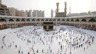 تعیین ۲۵ مسیر برای طواف و استفاده از ۱۵ هزار نفر برای خدمت رسانی به زائران