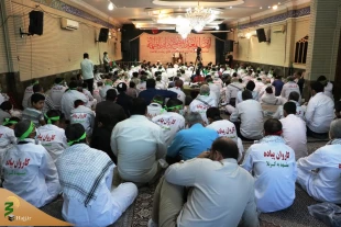اعزام کاروان زائران پیاده از مشهد به کربلای معلا  25