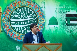 نماینده ولی فقیه در امور حج و زیارت؛

شناخت حقیقت عید غدیر سازنده است 4