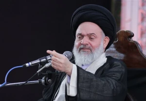 انقلاب اسلامی ادامه دهنده راه عاشورا و کربلا است
