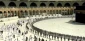 شستشوی خانه خدا با گلاب و آب زمزم‌+تصاویر
 2