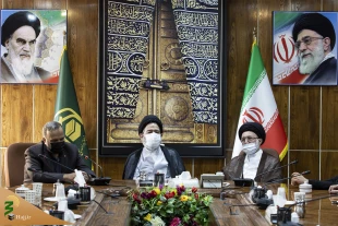 در سازمان حج و زیارت برگزار شد؛

مراسم بزرگداشت نماینده اسبق بعثه مقام معظم رهبری در مدینه  24