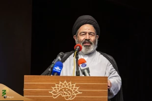زيارة الأربعين هي هوية الشيعة

 4