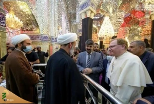 حضور نماینده ویژه پاپ در حرم مطهر امام علی(ع) 2