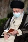 اقامه نماز رهبر معظم انقلاب بر پیکر آیت‌الله حسن‌زاده آملی 4