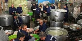 استقرار بیش‌تر موکب‌های ایرانی در کربلا / توزیع 4 میلیون پرس غذا بین زائران اربعین