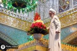 آیین تعویض پوش ضریح مطهر رضوی همزمان با سوم ربیع الاول
 15