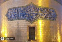 تعویض پرچم گنبد حرم مطهر رضوی همزمان با سوم ربیع الاول
 10