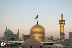 تعویض پرچم گنبد حرم مطهر رضوی همزمان با سوم ربیع الاول
 12
