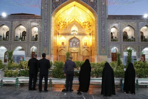 تولیت آستان قدس رضوی:

ایام تعطیلی حرم مطهر سخت‌ترین دوران زندگی‌ام بود