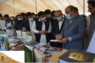 از سوی خانه فرهنگ ایران انجام شد؛

عرضه کتب دینی ـ تقریبی در نمایشگاه دانشگاه اسلامیه پیشاور  3
