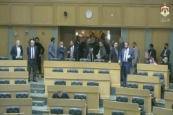 نمایندگان اردنی در اعتراض به توافق با اسرائیل صحن پارلمان را ترک کردند 2