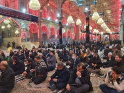 حجت الاسلام و المسلمین علوی تهرانی:

فاطمه شب قدر است. 3