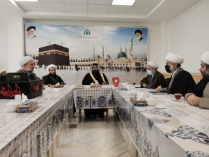 تقدیر بعثه رهبری از پدرعراقی که 4 فرزندش در مسیر خدمت به زائران اربعین شهید شدند