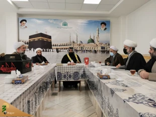 تقدیر بعثه رهبری از پدرعراقی که 4 فرزندش در مسیر خدمت به زائران شهید شدند 2