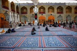 فرش هاى کهنه صحن مطهر علوى تعویض شدند