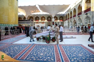  فرشهاى کهنه صحن مطهر علوى تعویض شدند.  5