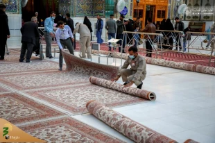  فرشهاى کهنه صحن مطهر علوى تعویض شدند.  10