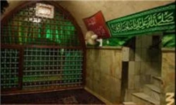 دبیر ستاد عتبات عالیات استان مرکزی:
پنجره سرداب مقدس امام زمان (عج) ساخته و آماده نصب شد
 2