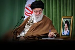 با صدور پیامی؛

رهبر معظم انقلاب درگذشت شهادت گونه‌ی حسن ایرلو را تبریک و تسلیت گفتند