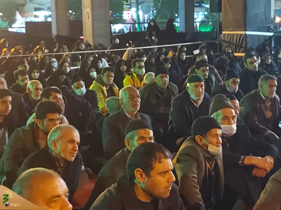 نماینده بعثه رهبری در عراق: سفر عتبات، سفر تهذیب است. 4