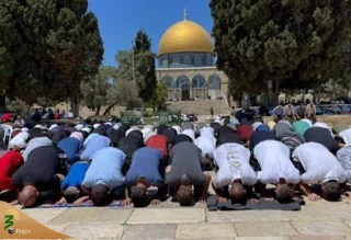 حضور ۵۰ هزار فلسطینی در نماز جمعه «مسجدالاقصی» باوجود تدابیر شدید امنیتی