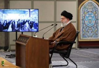 رهبر انقلاب اسلامی در دیدار جمعی از مردم قم خطاب به دولت تأکید کردند:

لزوم عمل به وعده‌ها و ایجاد سازوکار استفاده از نظرات و مشارکت‌های مردمی