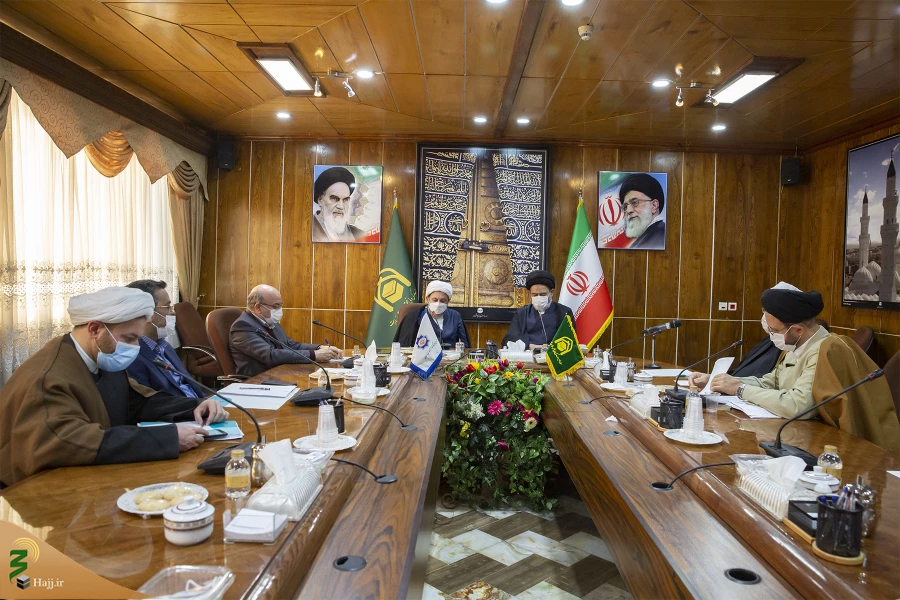 در راستای ارتقا سطح همکاری‌های مشترک امضاء شد؛

تفاهم نامه همکاری حوزه نمایندگی ولی فقیه در امور حج و زیارت و سازمان فرهنگ و ارتباطات اسلامی
 3