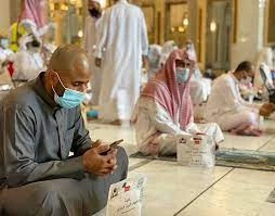 ضیافت افطار پس از ۲ سال در مسجدالنبی از سرگرفته می‌شود