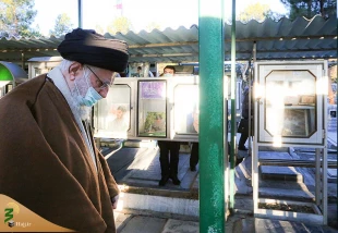 حضور رهبر انقلاب در مرقد مطهر امام راحل و گلزار شهدای بهشت زهرا 4