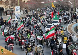 راهپیمایی سراسری ۲۲ بهمن در ایران برگزار شد + عکس 6
