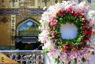 آذین بندی و گل آرایی حرم حضرت علی (ع) همزمان با میلاد آن حضرت 11
