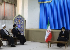 نماینده ولی فقیه در خراسان جنوبی:
دست اندرکاران حج و عتبات عالیات رابط بین زمین و آسمان هستند