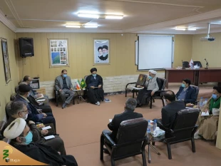 دیدار نماینده ولی فقیه در امور حج و زیارت با مدیران شرکتهای زیارتی استان خراسان رضوی 5