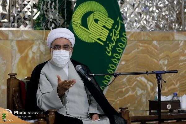 حجت الاسلام والمسلمین مروی تأکید کرد؛

ارتقای اثربخشی زیارت و کیفیت خدمات رسانی به زائران، راهبرد برنامه‌های نوروزی آستان قدس 2