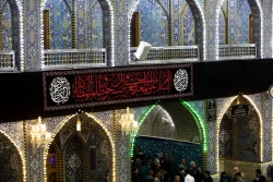 سیاهپوش کردن آستان قدس عباسی به مناسبت فرارسیدن سالروز شهادت امام موسی الکاظم (علیه السلام) 2