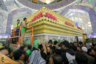 حضور پر شور زائران و مشتاقان اهل بیت علیهم السلام برای زیارت رجبیه حضرت امیرالمومنین  8
