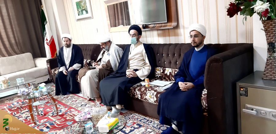 مسئول دفتر نمایندگی بعثه مقام معظم رهبری در کربلای معلی:
پرورش روحی و فکری بشر بزرگ هدف بعثت نبوی(ص) است. 2