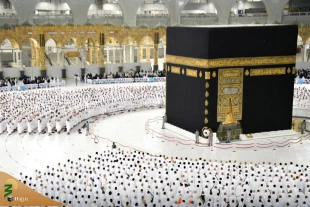 نماز صبح در مکه و مدینه بدون فاصله‌گذاری برگزار شد 2