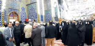 ادای احترام زائران ایرانی به مرجع عالیقدر جهان اسلام آیت الله صافی گلپایگانی در روز میلاد حضرت سید الشهدا (ع) 17