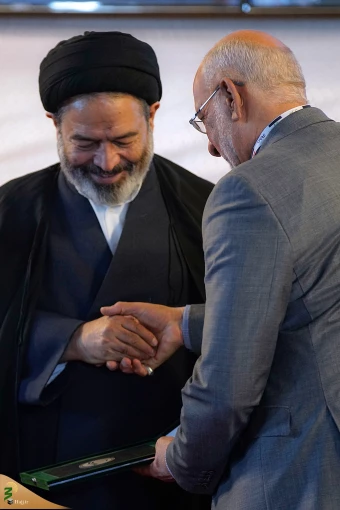  همایش بین المللی کرامت انسانی در گفتمان حسینی 28